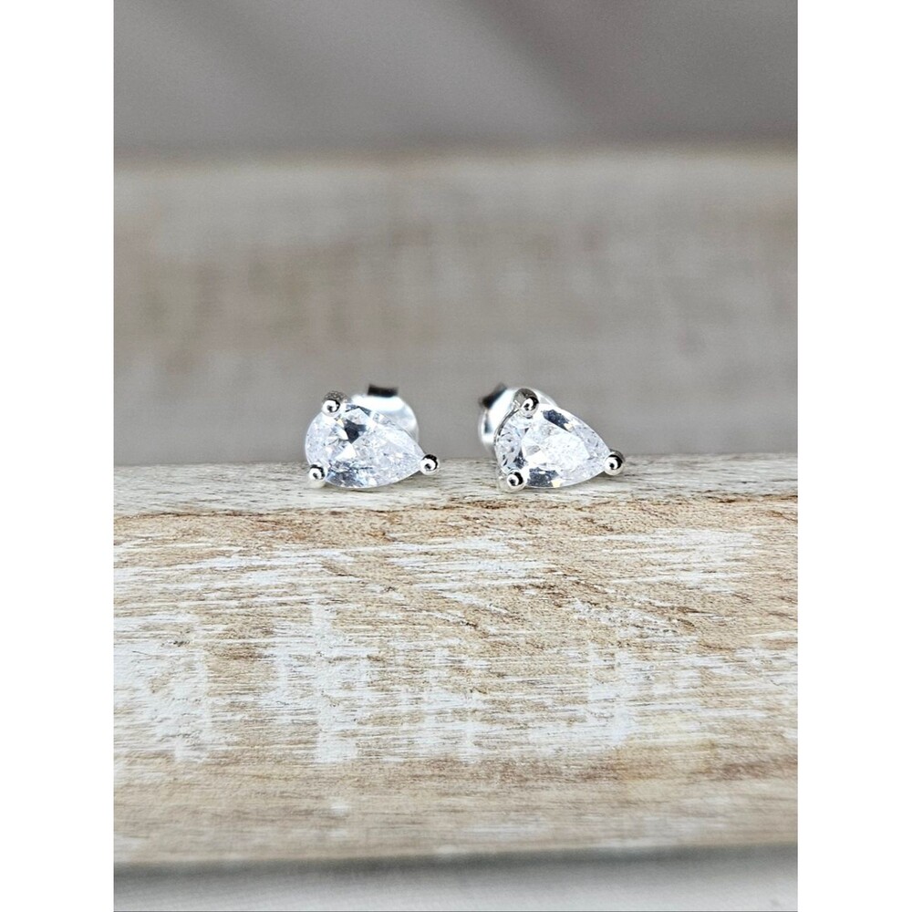 NWT Sterling Silver Pear Shaped Cubic Zirconia Stud Earrings 4x6mm 925 CZ